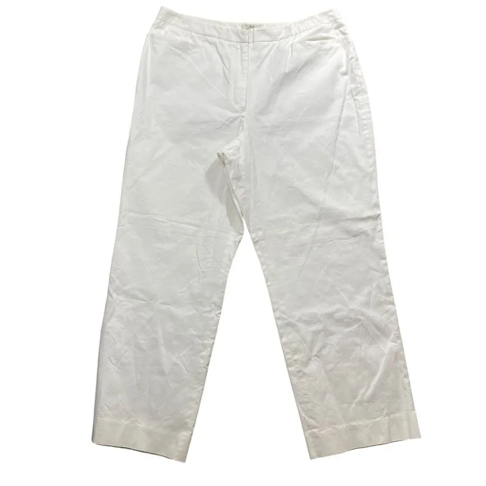 Brooks Brothers 346‎ 16 White Stretch Pants Roomy Straight Leg (small mark)